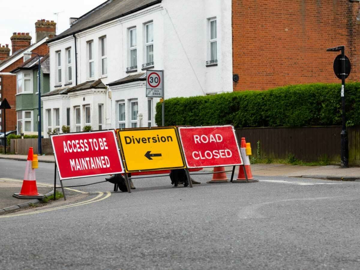 Streetworks Roadworks 1200 x 900 36
