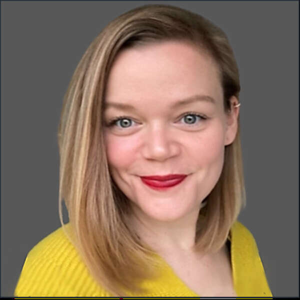 Laura Alexander Webber 600x600